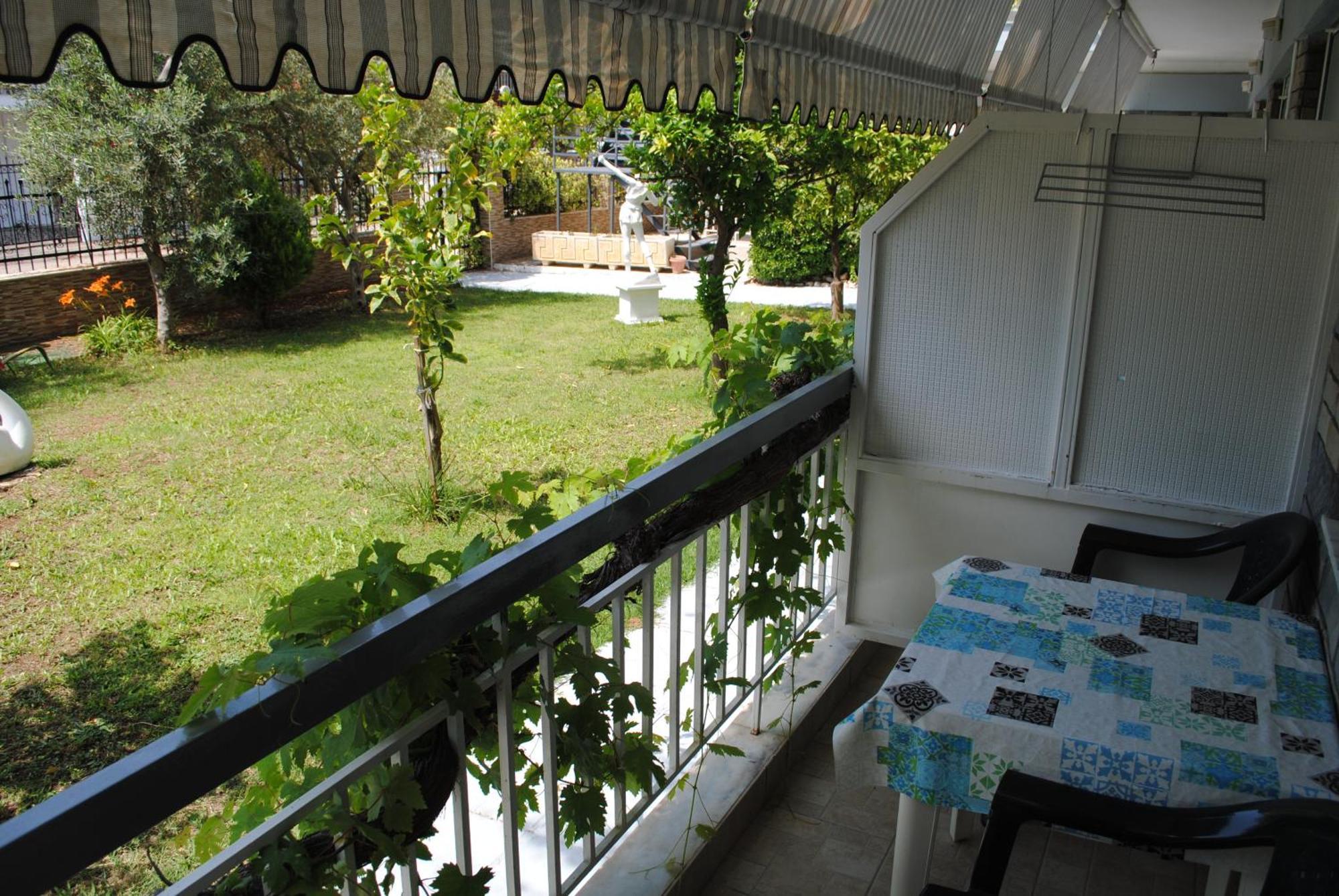 Artemis Apartment