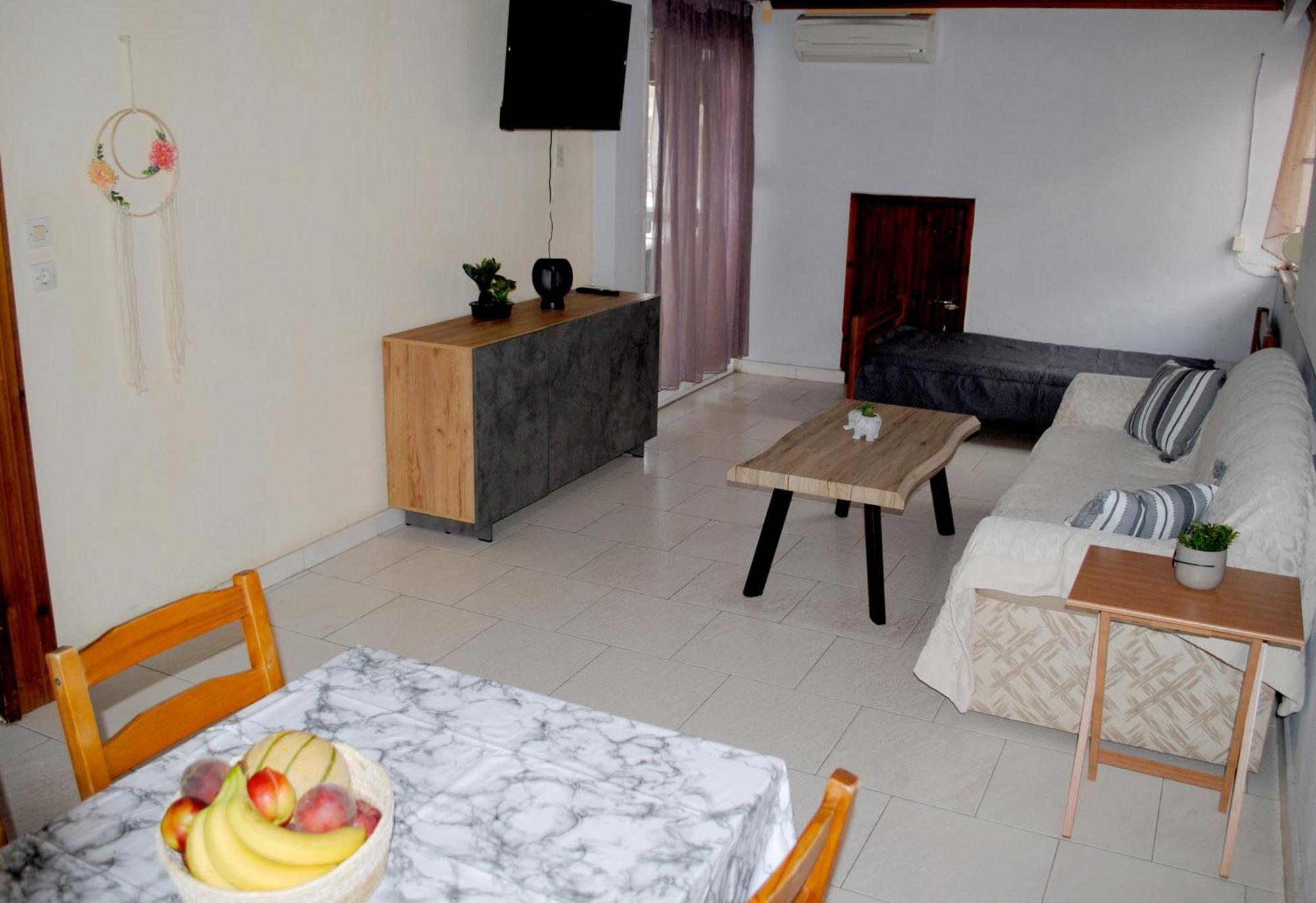 Artemis Apartment Paralia Dionysiou