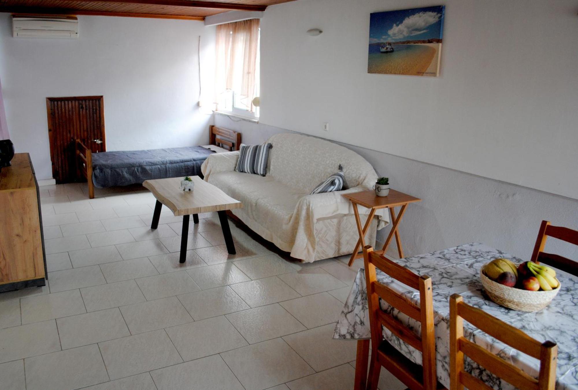 Apartment Artemis Paralia Dionysiou