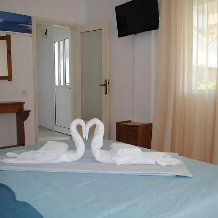 Artemis Apartments Paralia Dionysiou Exterior photo