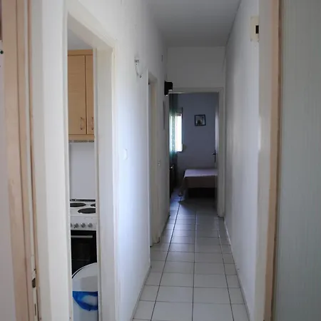 Artemis Apartments Paralia Dionysiou Exterior photo