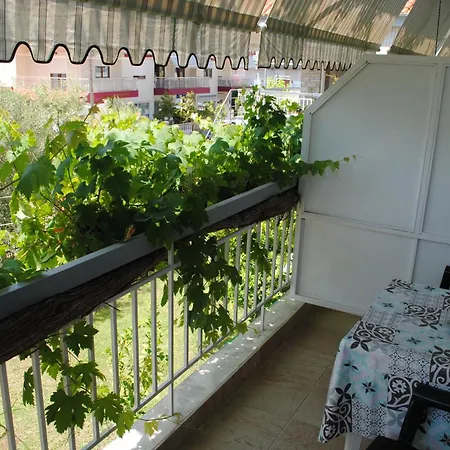 Artemis Apartments Paralia Dionysiou Exterior photo