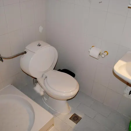 Artemis Apartments Paralia Dionysiou Exterior photo
