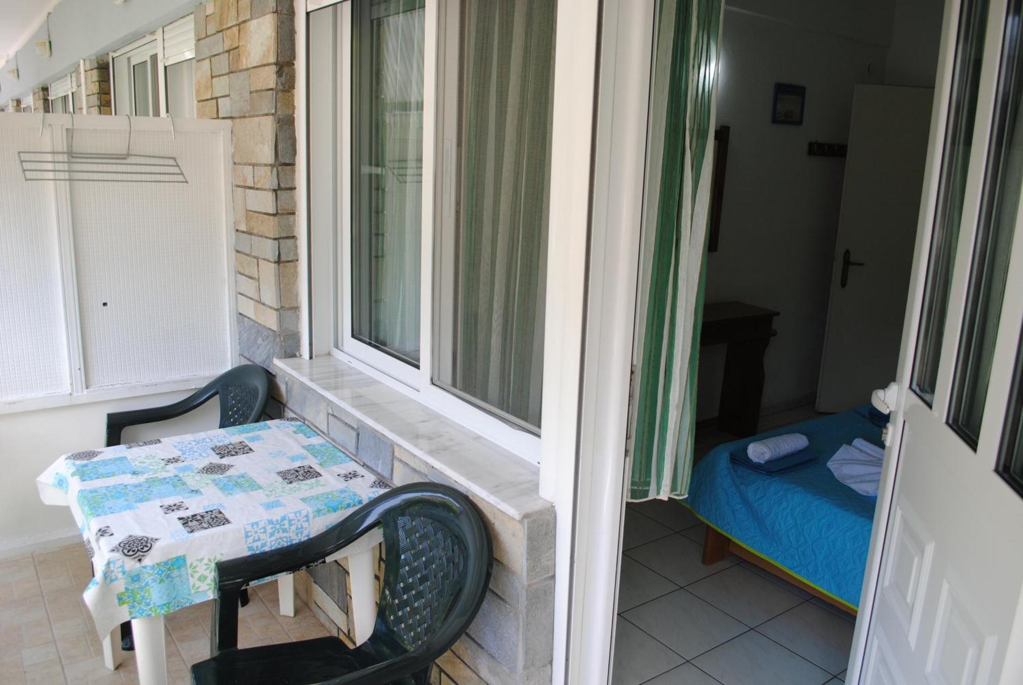 Artemis Apartament *